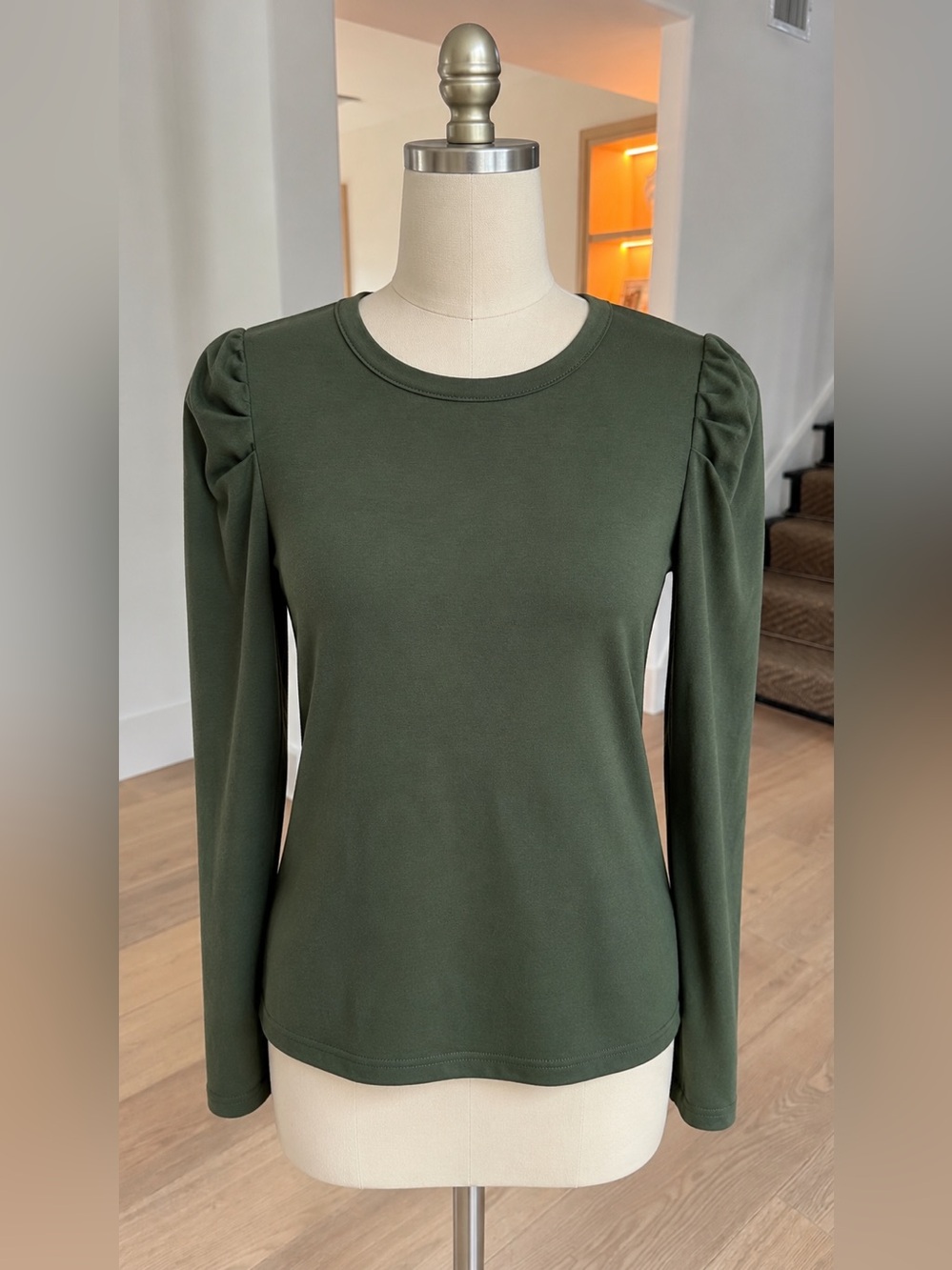 BB Dakota Olive Green Crewneck Top